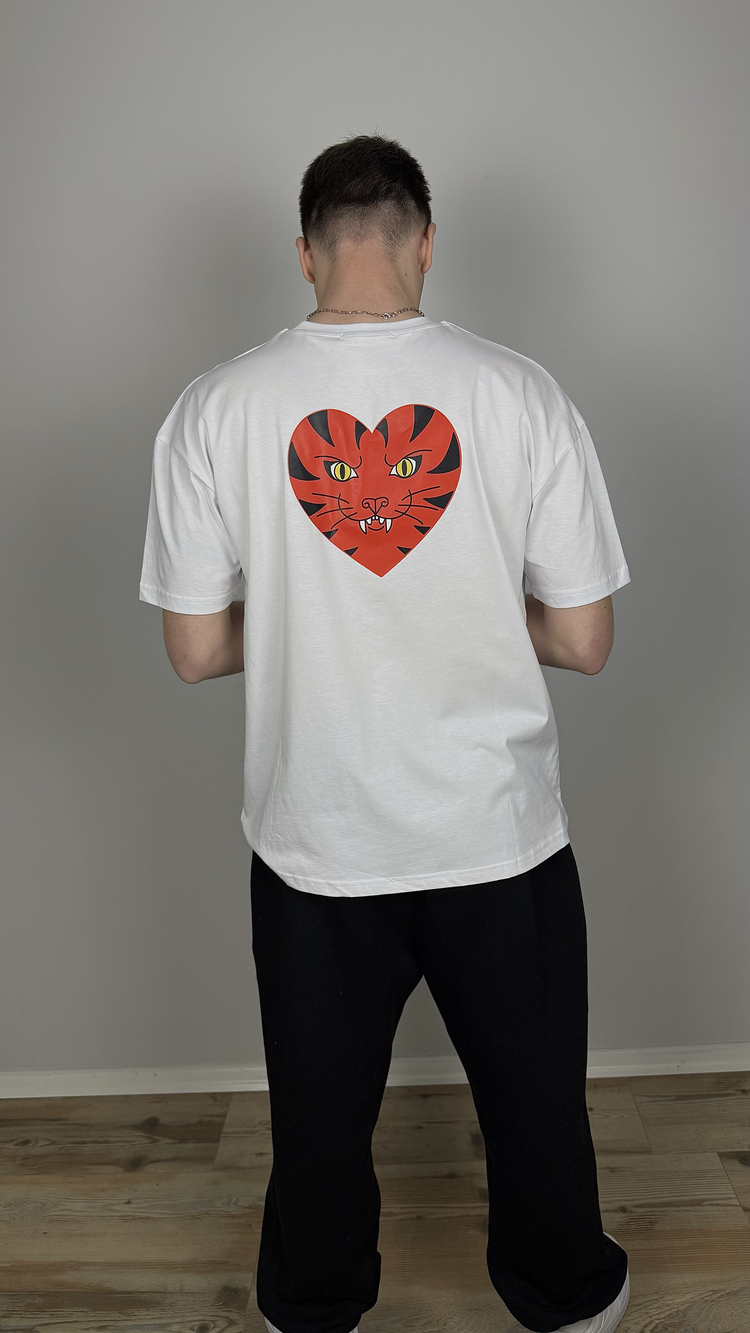 KEDİ KALBİ BASKILI BOXY TİŞÖRT